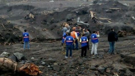 Suspenden búsqueda de víctimas del Volcán de Fuego