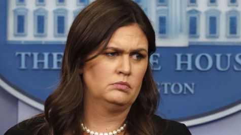 Trump anuncia salida de la vocera de la Casa Blanca, Sarah Sanders