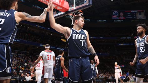 Luka Doncic consigue 'doble doble' en triunfo de los Mavs sobre Wizards