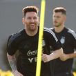 Messi se entrena sin problemas y Argentina confía en tenerlo contra Uruguay Messi se entrena sin problemas y Argentina confía en tenerlo contra Uruguay