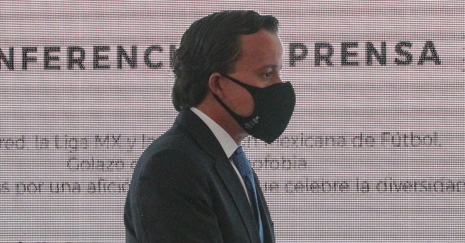 La Liga MX prohibirá las barras visitantes en los estadios, revela Mike ...
