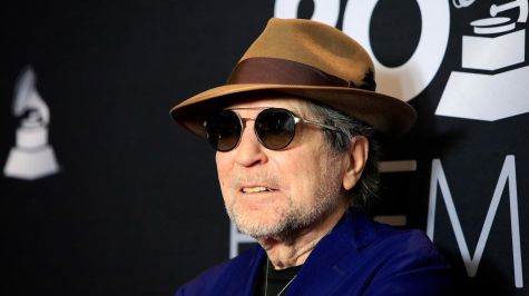Joaquín Sabina confía en regresar 'pronto' a los escenarios