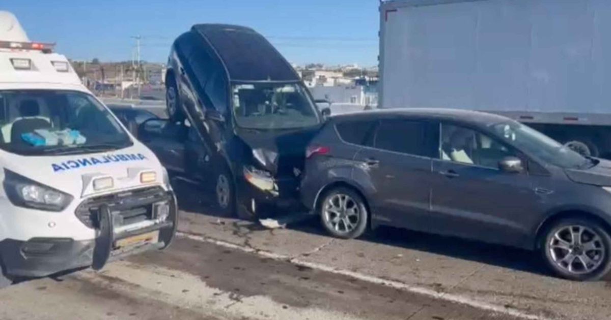 (video) Se registra carambola en la autopista México-Querétaro