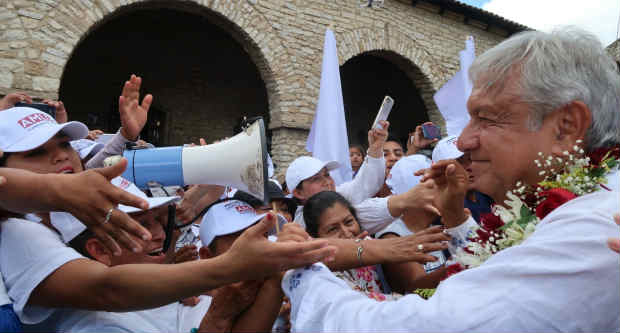 Continúa AMLO gira por Chiapas y mañana al debate