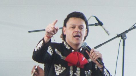 Pedro Fernandez Ave Fenix Tour