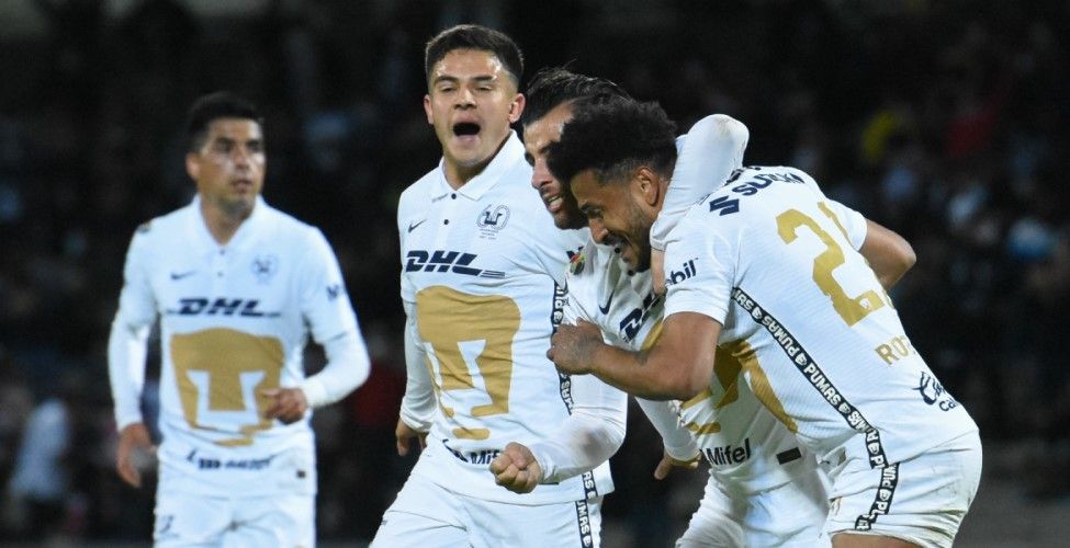 Pumas humilla a Toluca en una fiesta brasileña en el Olímpico Universitario