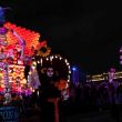 Inauguran Ofrenda Monumental y alumbrado por Día de Muertos en el Zócalo capitalino