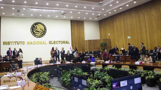 INE pide al Senado corregir errores en listados de candidatos a la elección Judicia