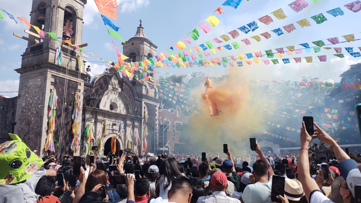 Con 'Judas vivos', agua y manzanilla, la semana santa en Cuajimalpa