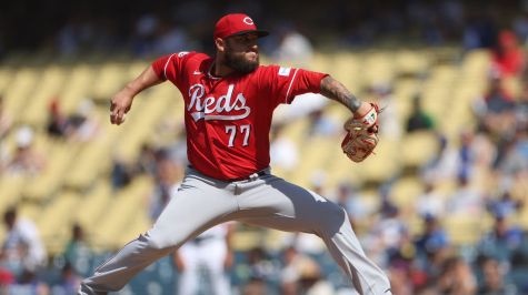 El pitcher mexicano Daniel Duarte firma con los Rangers de Texas