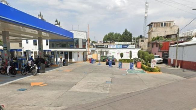 automovilista arrolla despachador gasolina San Marcos Xochimilco