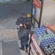 VIDEO | Asaltan a una policía en tienda de conveniencia en Iztapalapa