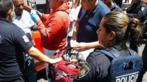 Viejito defiende a su nieta de acoso sexual y le ponen una golpiza