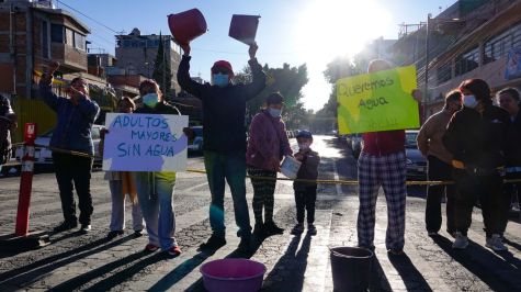 Vecinos de la Cuauhtémoc y la ÁO se reúnen para demandar la falta agua ...