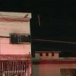 Madre muere en incendio tras poner a sus hijos a salvo