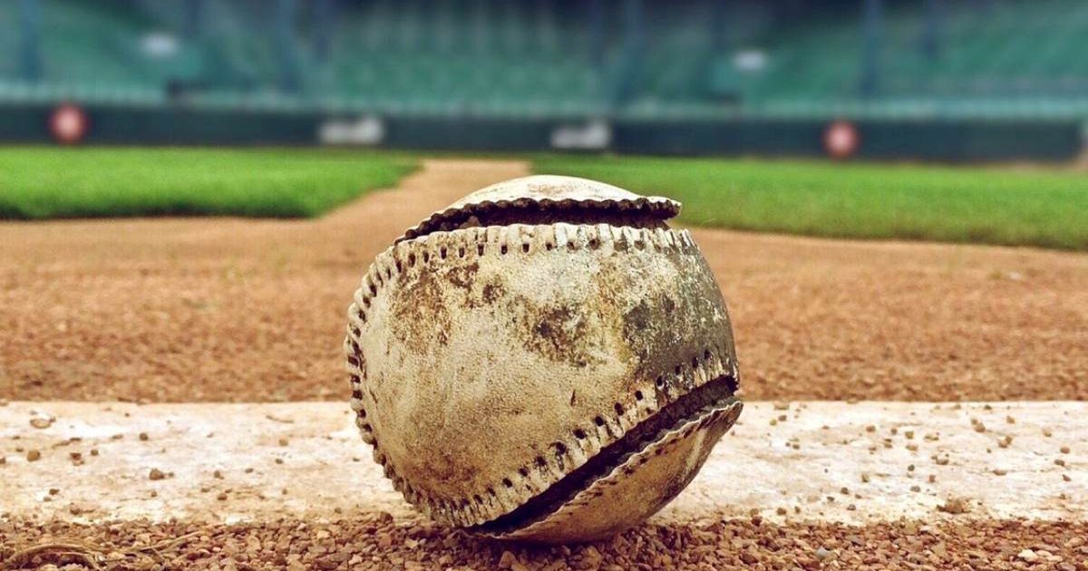 Dos peloteros cubanos abandonan el equipo tras competir en la Liga de ...