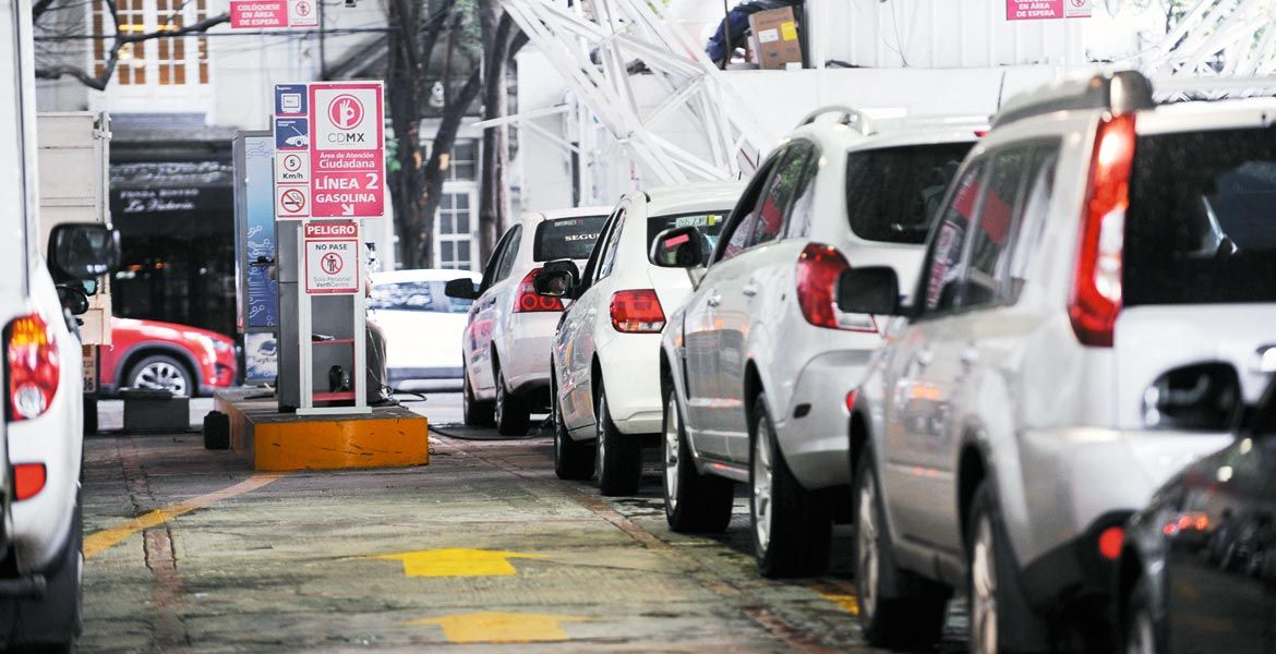 Amplían 15 días más para verificar vehículos con engomado verde