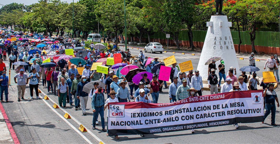 Más de 3 mil maestros de la CNTE marchan en Chiapas contra reforma ...