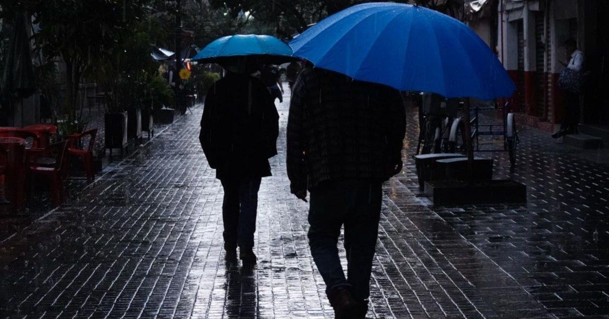 Activan alerta amarilla por lluvias fuertes en 16 alcaldías de CDMX
