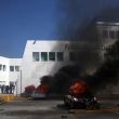 Fiscalía de Guerrero quema vehículos Ayotzinapa