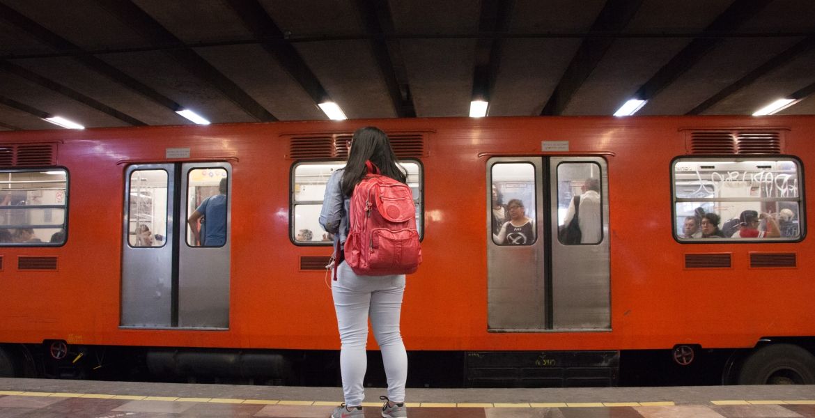Detienen a tres por acoso sexual en el Metro