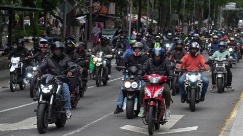 ¡Uber y Didi moto se van de la CDMX! Semovi 'dará cuello' a servicio de moto transporte de apps