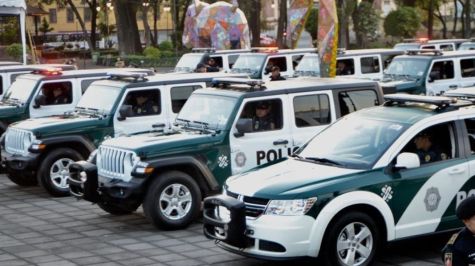 Sheinbaum entrega 22 nuevas patrullas para reforzar vigilancia en Xochimilco 