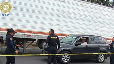 Muere mujer motociclista tras derrapar en Leyes de Reforma, Iztapalapa