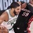 Tatum, con 40 puntos, muestra su condición de nueva súperestrella Tatum, con 40 puntos, muestra su condición de nueva súperestrella