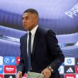 Los médicos del Real Madrid decidieron no operarle la nariz a Mbappé