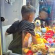 niño atrapado niño atrapado