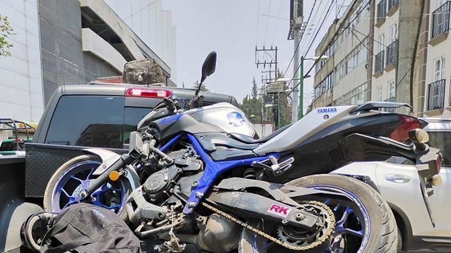 colonia Palmas caen robo moto.jpg