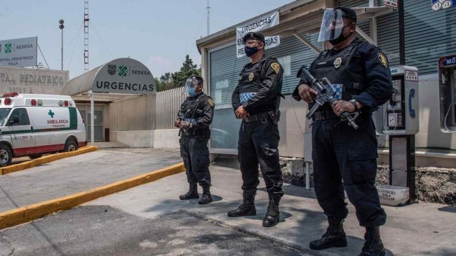 POLICIAS_2.jpg