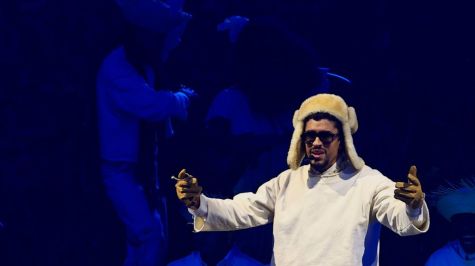 Indigna al 'trumpismo' la elección de Bad Bunny para el Super Bowl