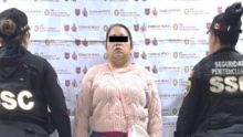 Los hechos ocurrieron cuando las policías realizaban labores de revisión a las personas que acudían a visitar a internos en el centro penitenciario localizado en la colonia Lomas de San Lorenzo Tezonco.