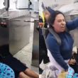 En las imágenes, la mujer que graba afirma que la adulta mayor habría sido golpeada, mientras que policías del Metro niegan que haya existido alguna agresión En las imágenes, la mujer que graba afirma que la adulta mayor habría sido golpeada, mientras que policías del Metro niegan que haya existido alguna agresión