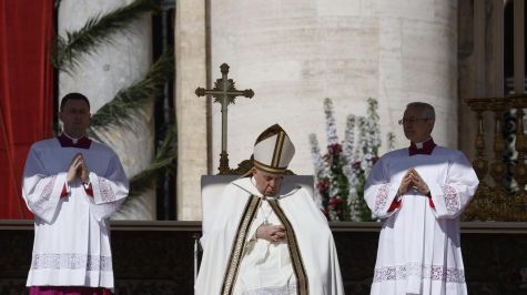 El papa afirma que las mujeres son 'generosas' aunque hay alguna 'neurótica'