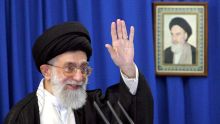 Además, autoridades confirmaron la muerte del jefe del Estado Mayor iraní, Abdorrahim Musaví, y del ministro de Defensa, Aziz Nasirzadeh.