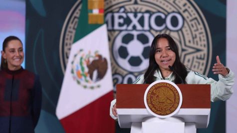 Charlyn Corral propone salario mínimo para futbolistas 