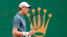 Jannik Sinner gana en debut en Monte-Carlo 