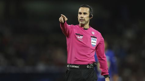 Árbitro central César Arturo Ramos. MexSport