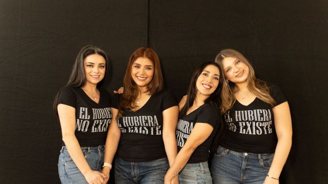 Elenco oficial de la obra "El hubiera no existe". Elenco oficial de la obra "El hubiera no existe".