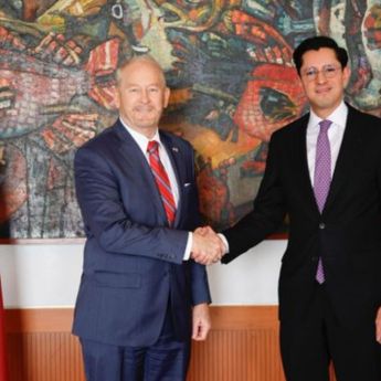 El canciller Roberto Velasco se reunió con el embajador de EU en México, Ronald Johnson (SRE)