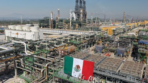 Fallo en Canadá golpea a México por disputa con Pemex. Foto Especial Fallo en Canadá golpea a México por disputa con Pemex. Foto Especial