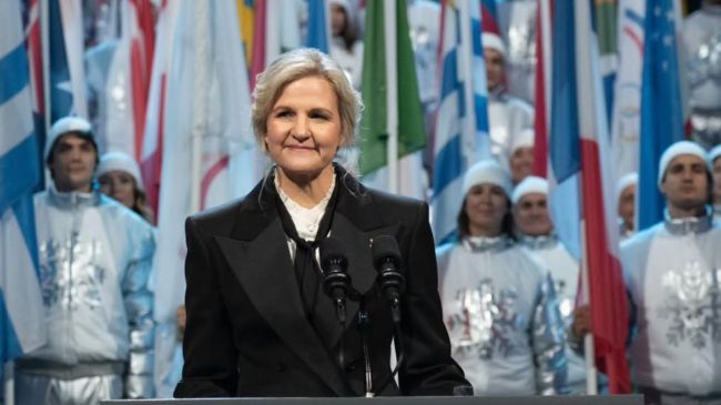 COI no excluye a deportistas transgénero; podrán competir en categorías de su sexo biológico. Instagram: @officialkirstycoventry