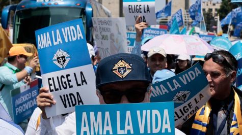 celebra Iglesia católica la postura antiaborto de la Generación Z (Foto: EFE)