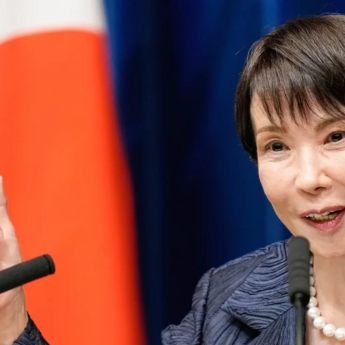 La presidenta Claudia Sheinbaum Pardo charló la primera ministra de Japón, Sanae Takaichi,