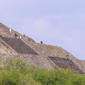 La Zona Arqueológica de Teotihuacán permanecerá cerrada al público de forma temporal luego de los actos de violencia registrados en la Pirámide de la Luna (Foto: Cuartoscuro)