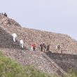 Balacera en Pirámide de la Luna en Teotihuacán