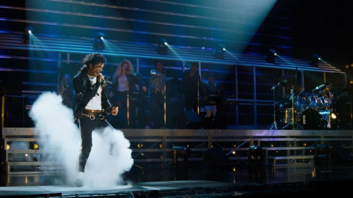 Michael Universal Pictures (8)